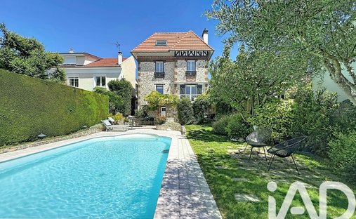 House in Villiers-sur-Marne, Ile-de-France, France 1