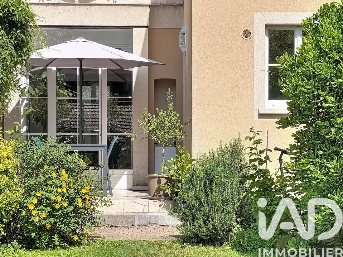 House in Fontenay-sous-Bois, Ile-de-France, France 1 - 18221713