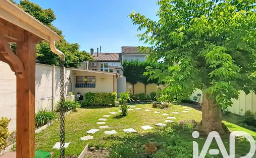 House in Talence, Nouvelle-Aquitaine, France 1
