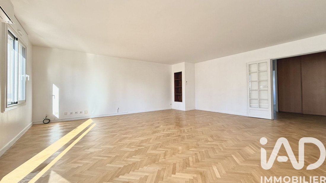 Apartment in Gambetta, Courbevoie, France 3 - 18223099