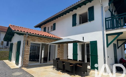 House in Espelette, Nouvelle-Aquitaine, France 1