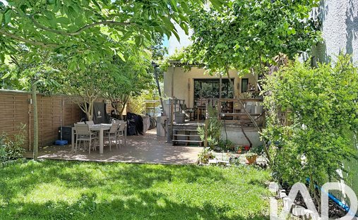 Casa en Agente Sarre-Centro-Las Vallées-La Garenne, Colombes, Francia 1