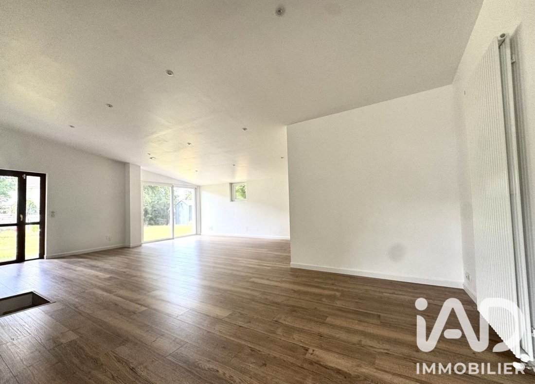 House in Conflans-Sainte-Honorine, Ile-de-France, France 4 - 18223283