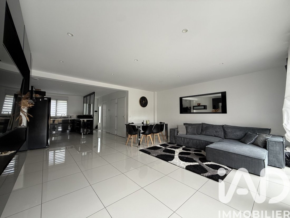 House in Champigny-sur-Marne, Ile-de-France, France 5 - 18221704