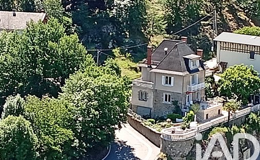 Casa en Ax-les-Thermes, Occitania, Francia 1