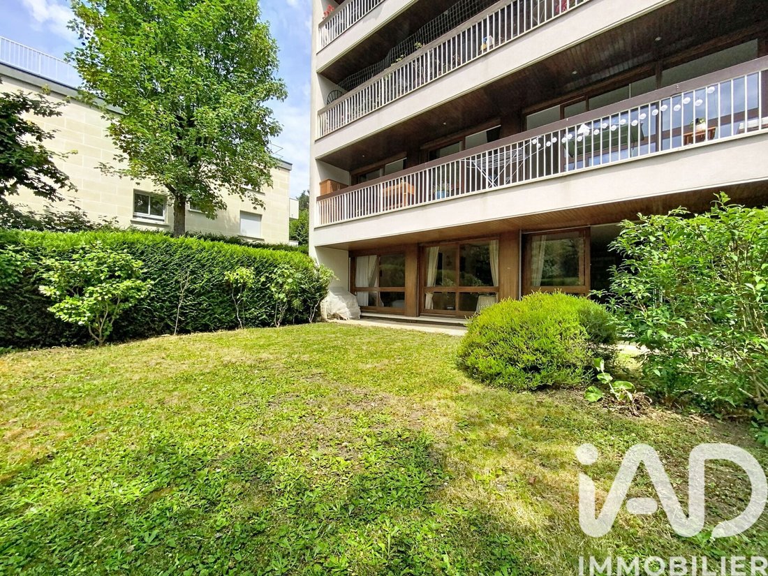 Apartment in Saint-Cloud, Ile-de-France, France 1 - 18221824
