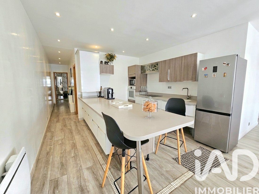 Apartment in Centre Ville, Clichy, France 3 - 18221668