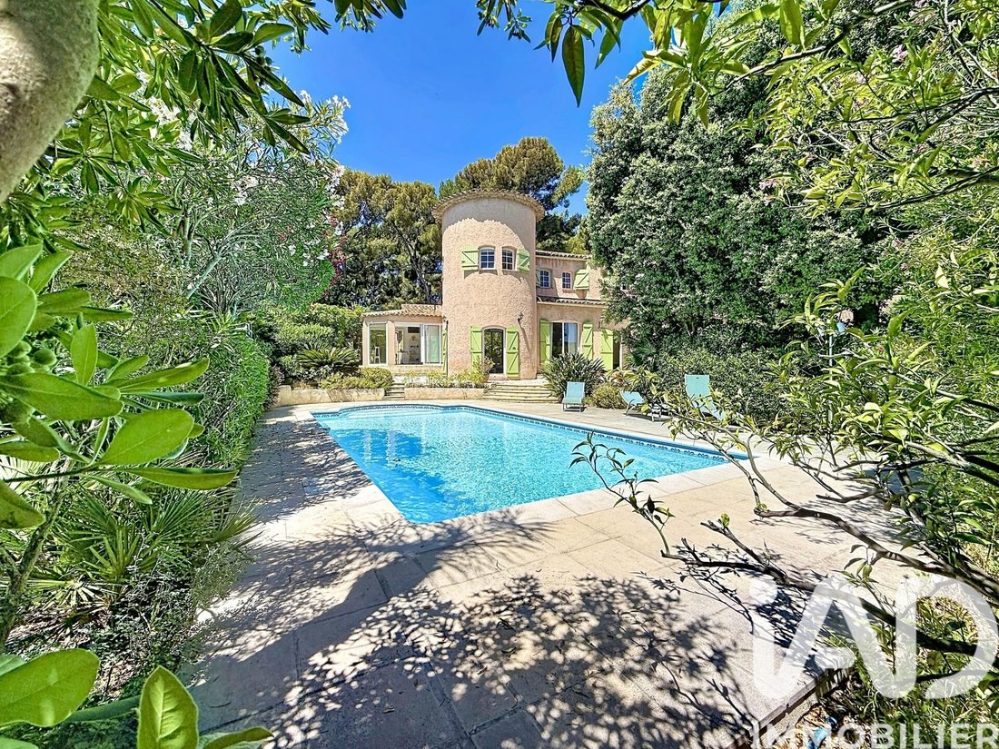 House in Beaucours-La Gorguette-La Morvenede, Sanary-sur-Mer, France 1 - 18221568