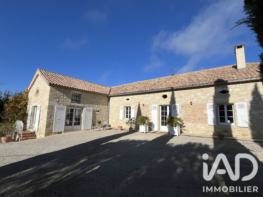 House in Ordan-Larroque, Occitania, France 2 - 18222263