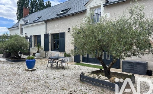 House in Chailles, Centre-Val de Loire, France 1