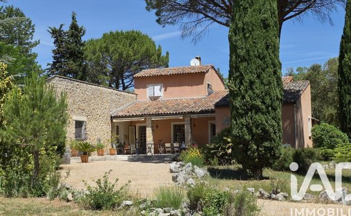 House in Régusse, Provence-Alpes-Côte d'Azur, France 1
