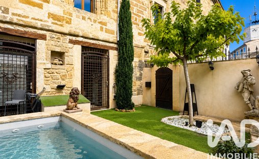 House in Caderousse, Provence-Alpes-Côte d'Azur, France 1