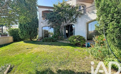House in Centre Ville, Frontignan, France 1