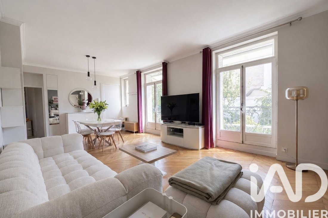 Apartment in Saint Thomas d'Aquin, Paris 7e Arrondissement, Paris 5 - 18221606