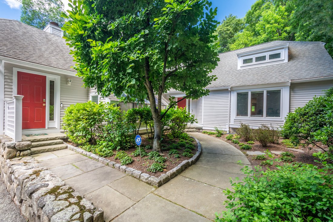 Winchester, Massachusetts, United States 4 - 18221593