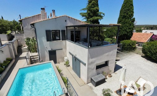 House in Casernes, Nimes, France 1