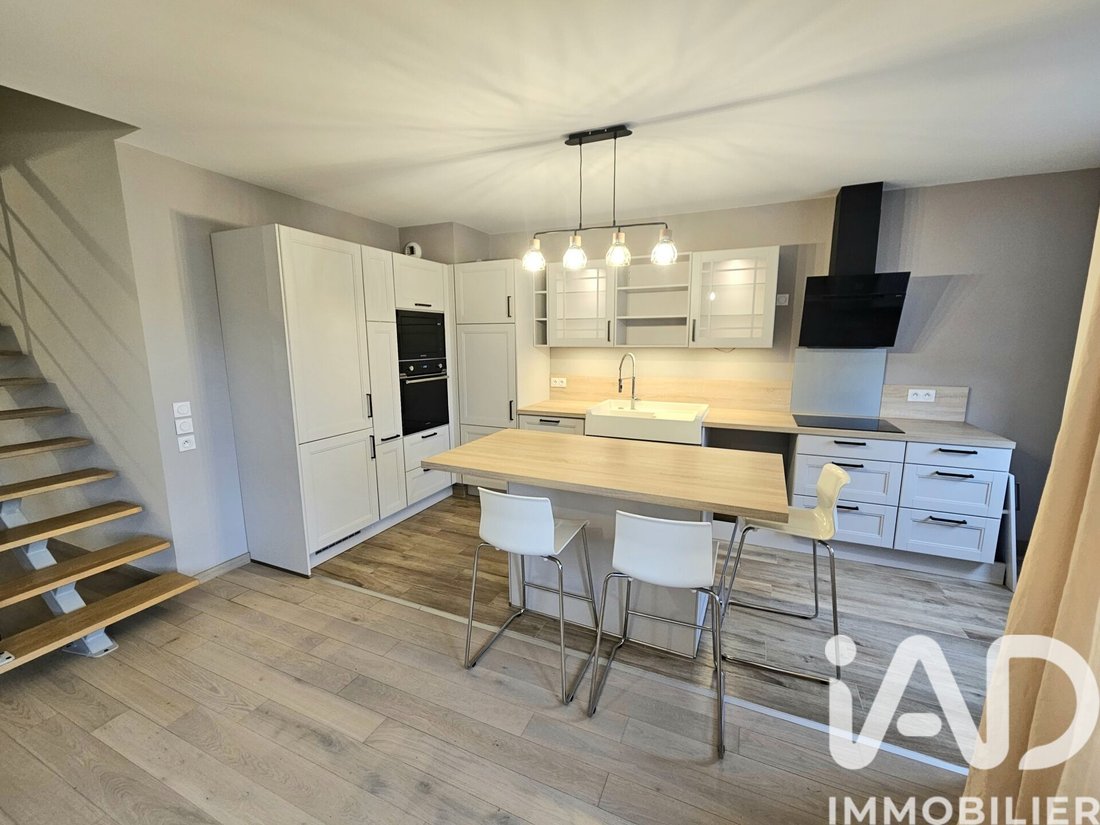 Apartment in La Faisanderie, L'Isle-Adam, France 2 - 18221630