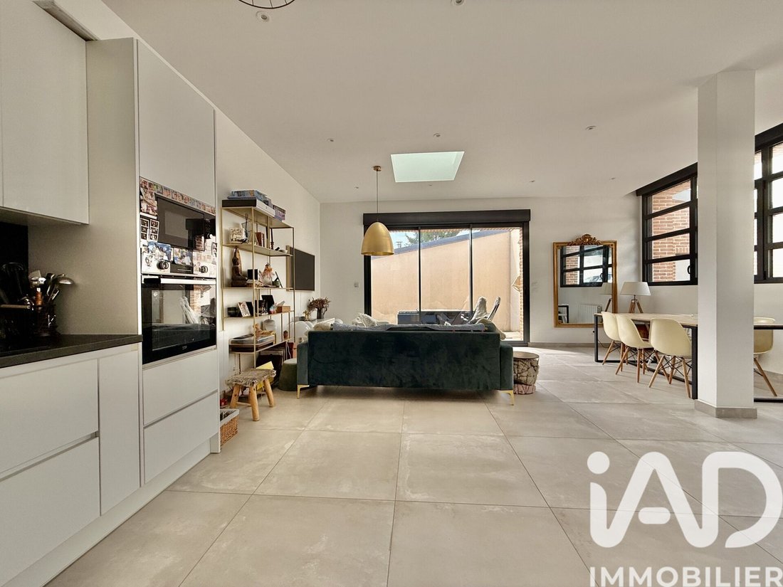 Apartment in Nogent-sur-Marne, Ile-de-France, France 1 - 18221754