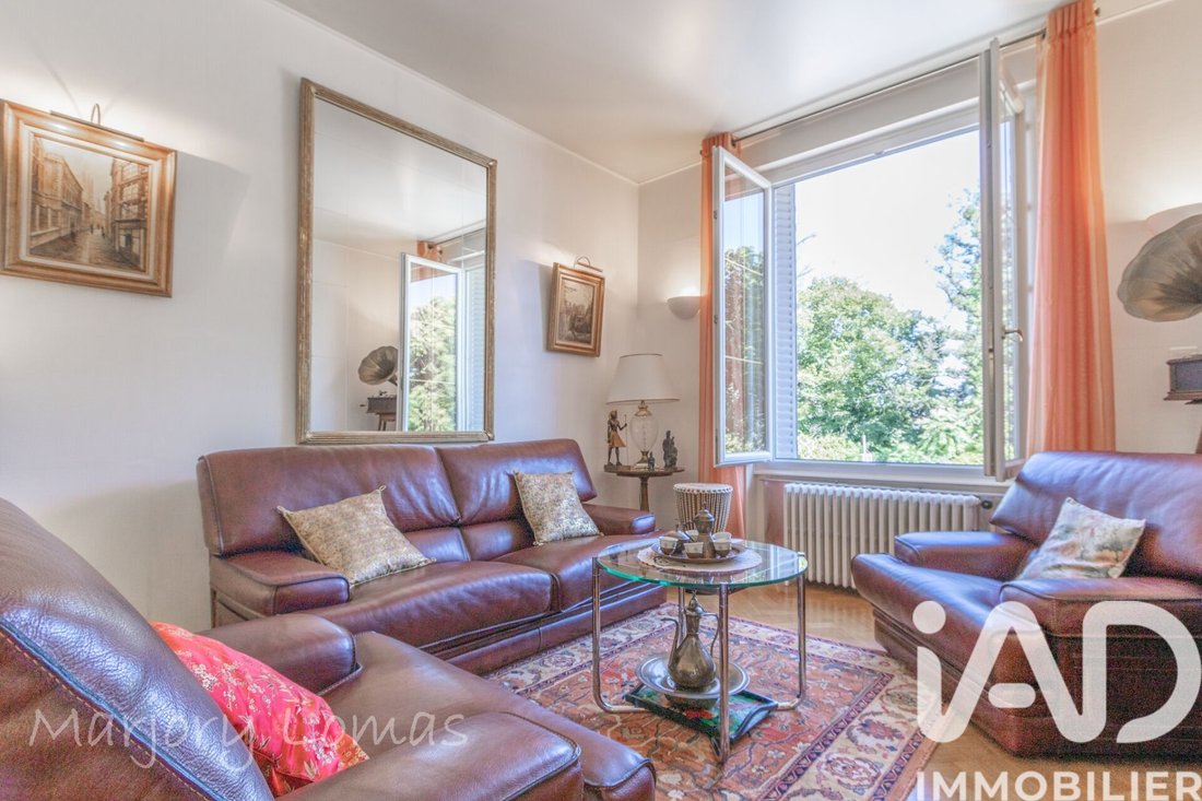 House in Bron, Auvergne-Rhône-Alpes, France 2 - 18222810