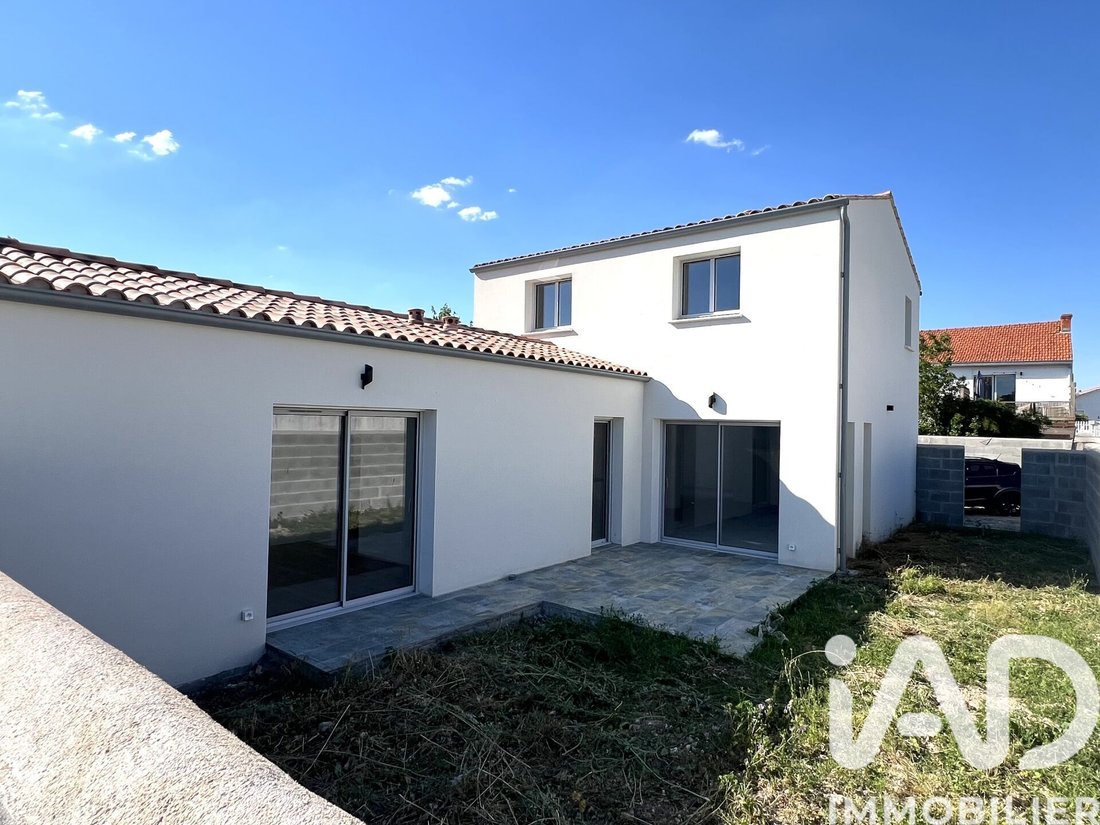 House in Bourg, Aytre, France 3 - 18221649