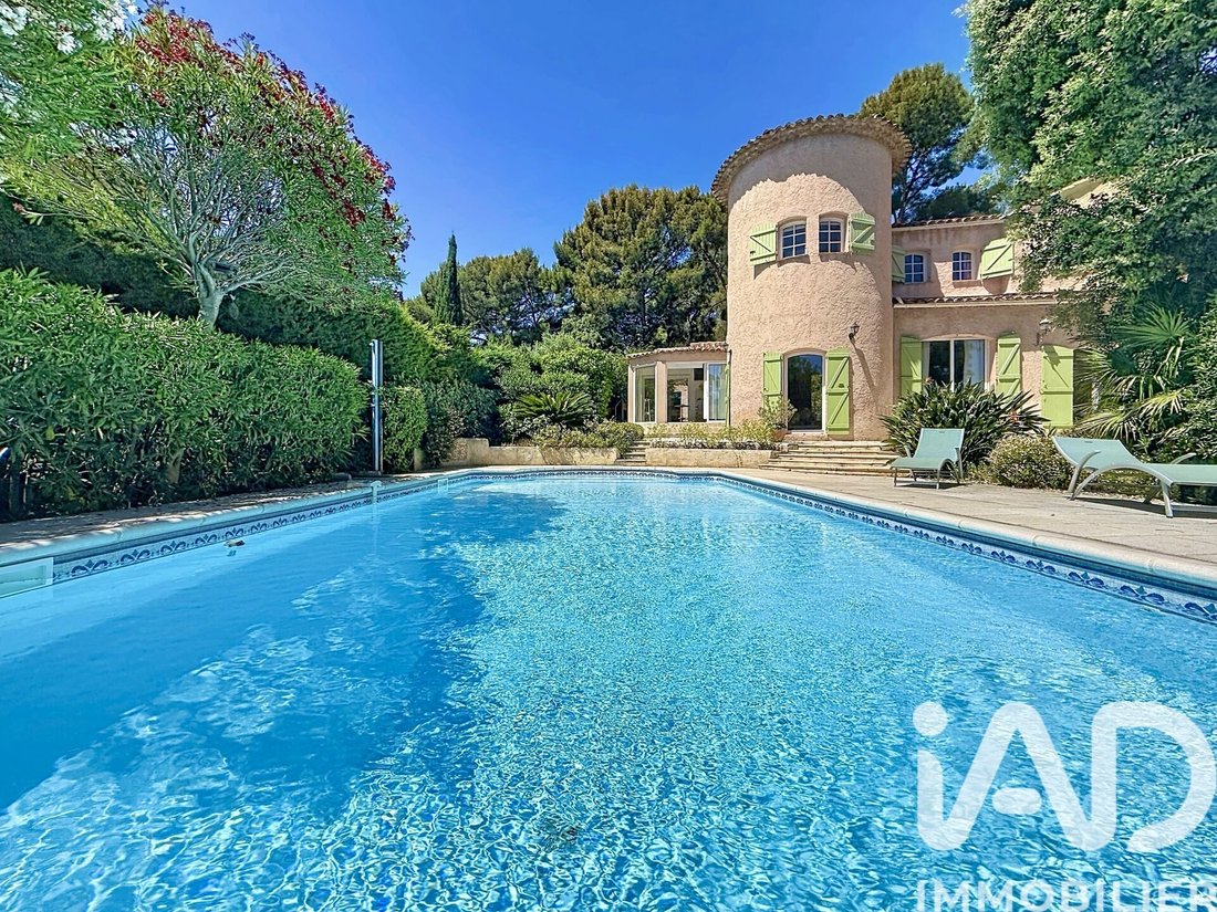 House in Beaucours-La Gorguette-La Morvenede, Sanary-sur-Mer, France 1 - 18221568