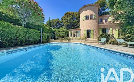 Haus in Beaucours-La Gorguette-La Morvenede, Sanary-sur-Mer, Frankreich 1
