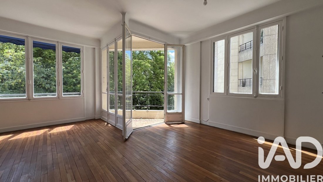 Apartment in Jules Guesde Montesy, Issy-les-Moulineaux, France 1 - 18221751