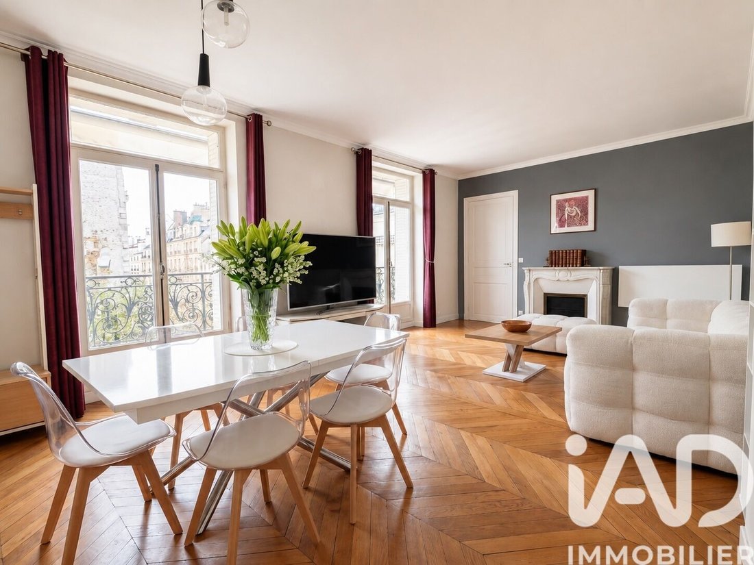 Apartment in Saint Thomas d'Aquin, Paris 7e Arrondissement, Paris 4 - 18221606