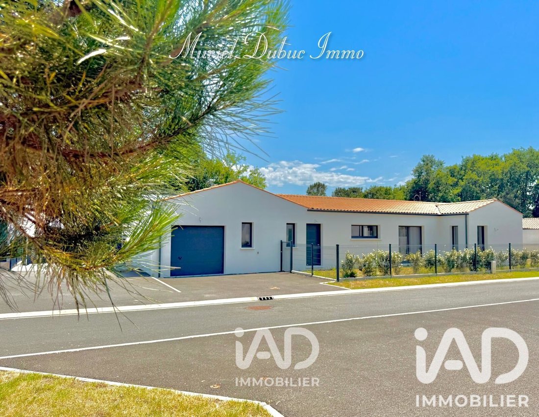House in Les Mathes, Nouvelle-Aquitaine, France 1 - 16650625