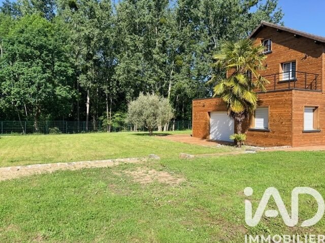 House in Bullion, Ile-de-France, France 1 - 18065320
