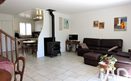 Maison à Montigny-le-Bretonneux, Île-de-France, France 1