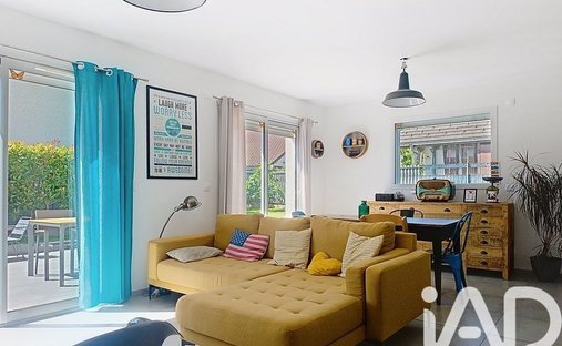 Haus in Savigny, Auvergne-Rhone-Alpen, Frankreich 1