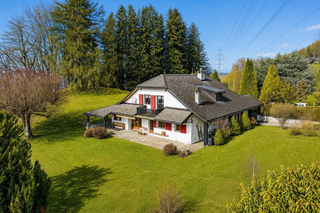House in Blonay - Saint-Légier, Vaud, Switzerland 1 - 16725227