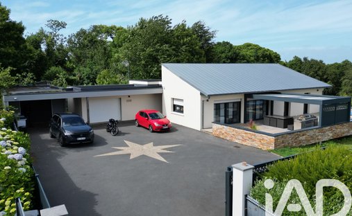 House in Pleumeur-Bodou, Brittany, France 1