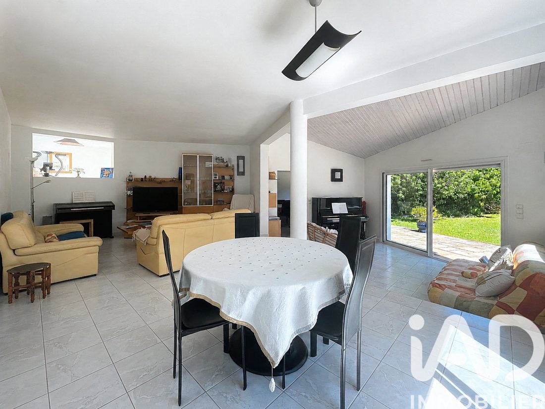 House in Dompierre-sur-Mer, Nouvelle-Aquitaine, France 3 - 18188077