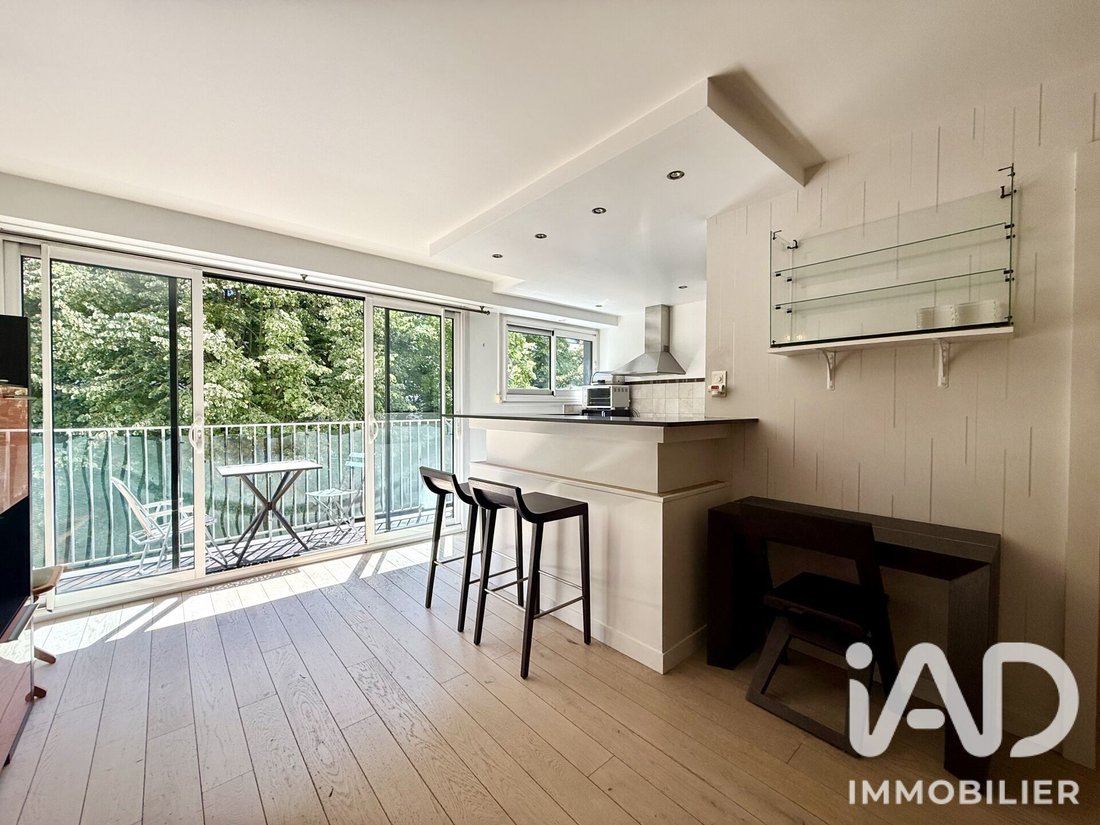 Apartment in Perouses, Paris, Ile-de-France 2 - 17692427