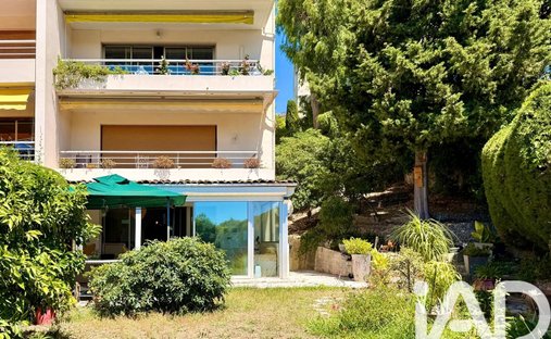 Apartment in Moulieres, Le Cannet, France 1
