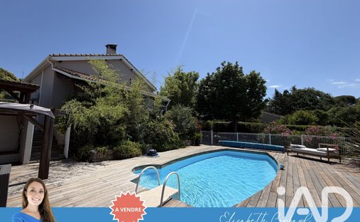 House in Nord, Poussan, France 1