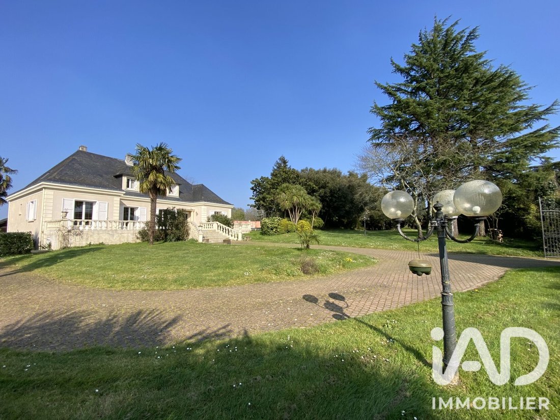 House in Mauves-sur-Loire, Pays de la Loire, France 1 - 18223110