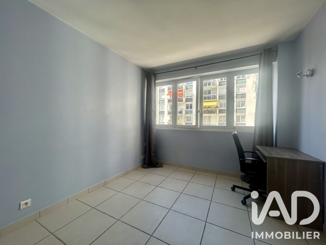 Apartment in Plaine, Paris 20e Arrondissement, Paris 3 - 16459191