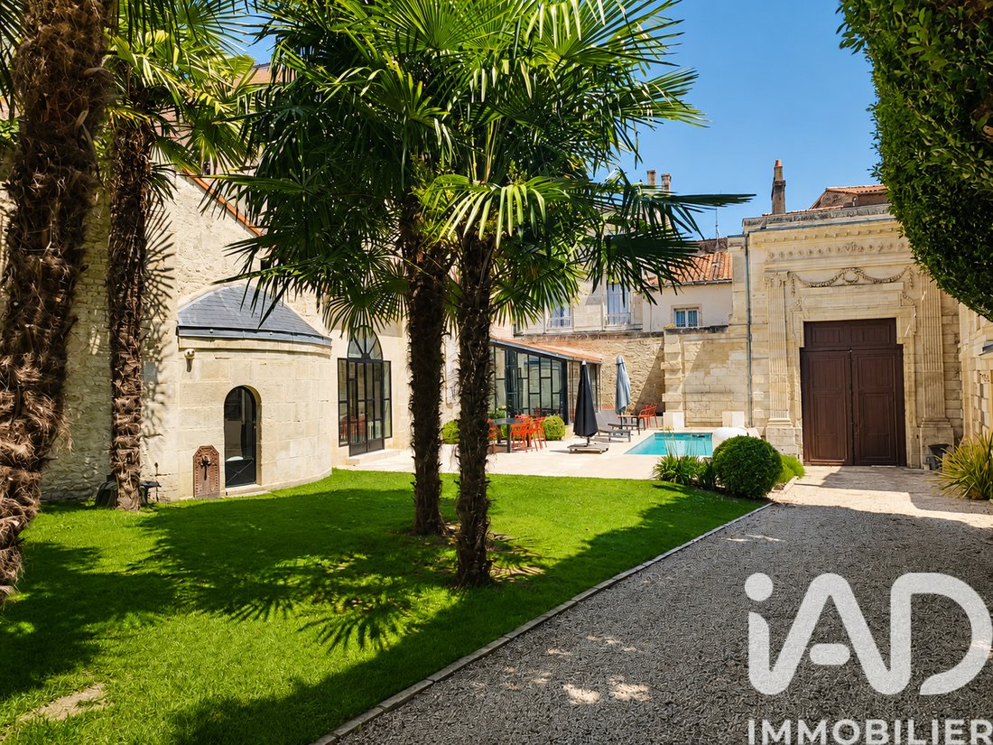 House in Niort, Nouvelle-Aquitaine, France 1 - 18221733