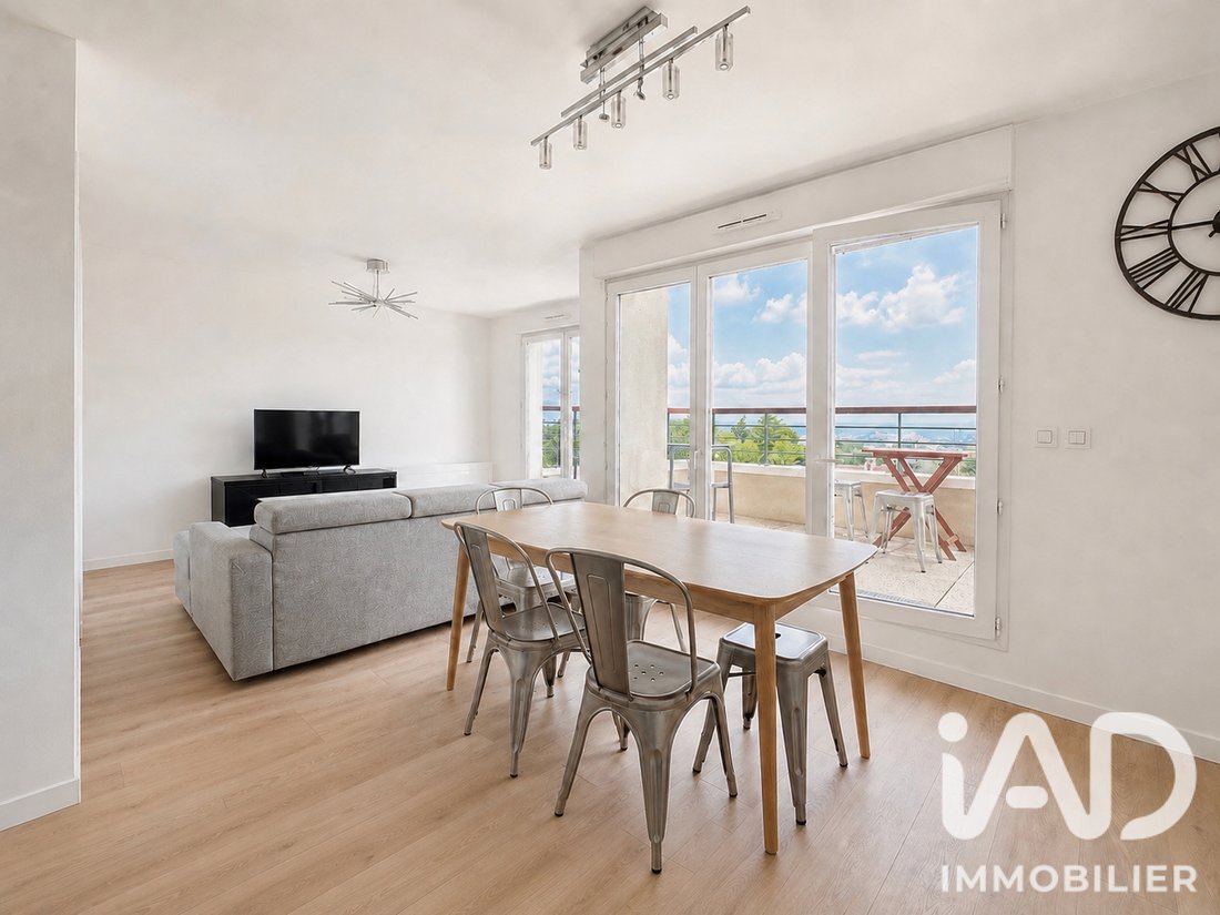 Apartment in Plateau Nord, Suresnes, France 2 - 18223599