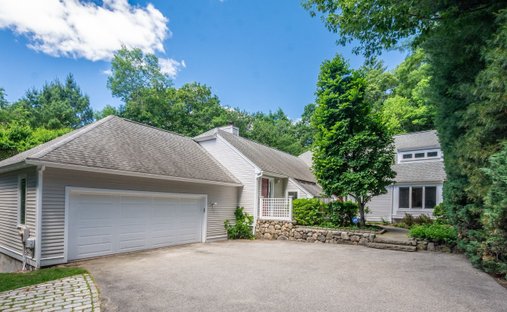 Winchester, Massachusetts, United States 1
