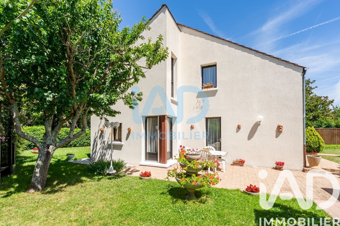 House in Combs-la-Ville, Ile-de-France, France 2 - 18221792