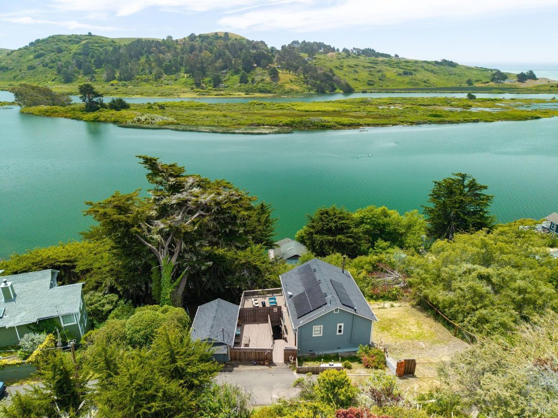 House in Jenner, California, United States 1 - 18221537