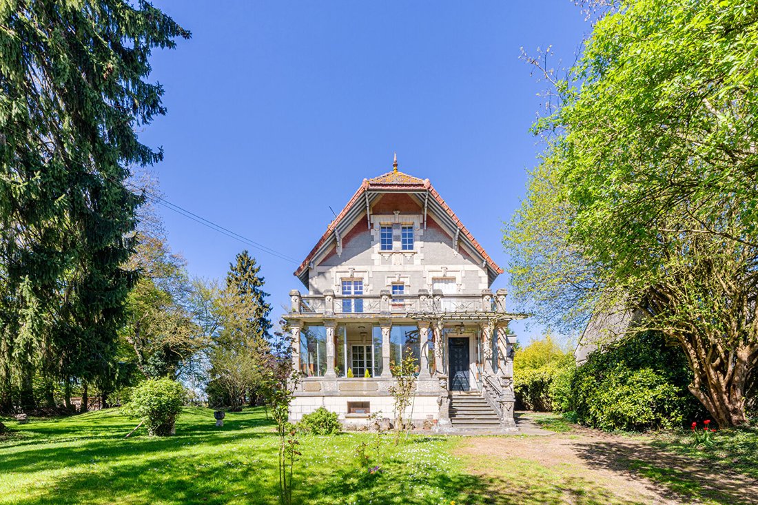 Villa in Le Coudray-sur-Thelle, Hauts-de-France, France 1 - 18221064