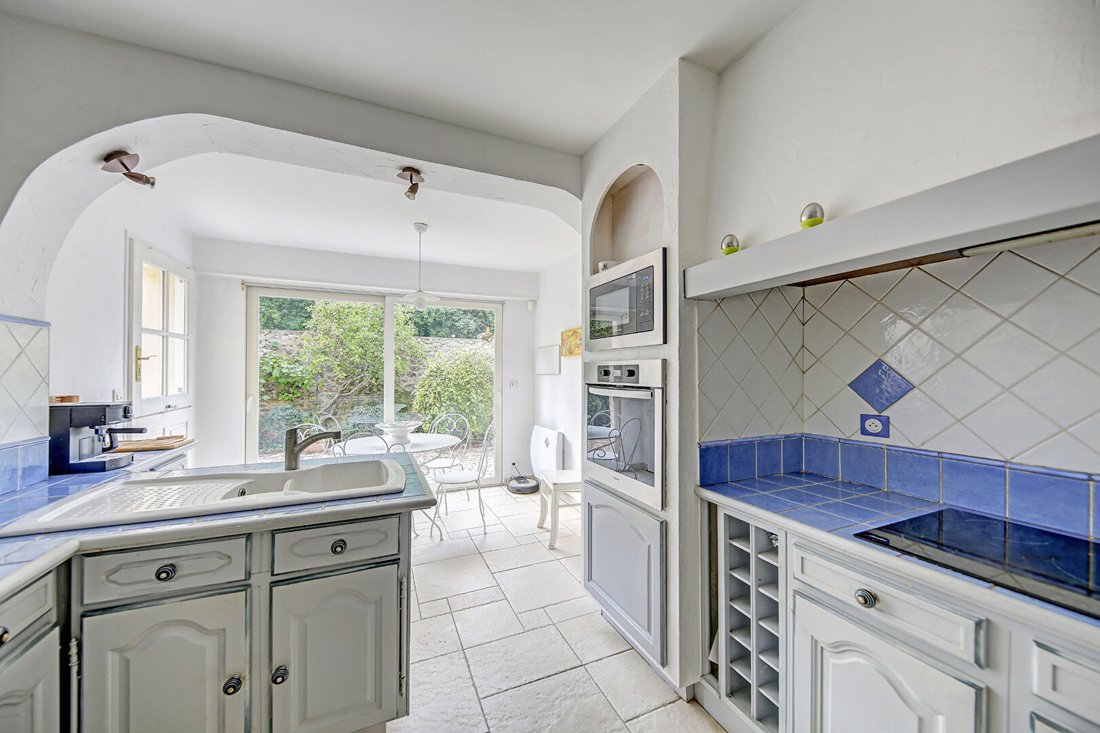 Villa in Centre Ville, Nantes, France 4 - 18221080