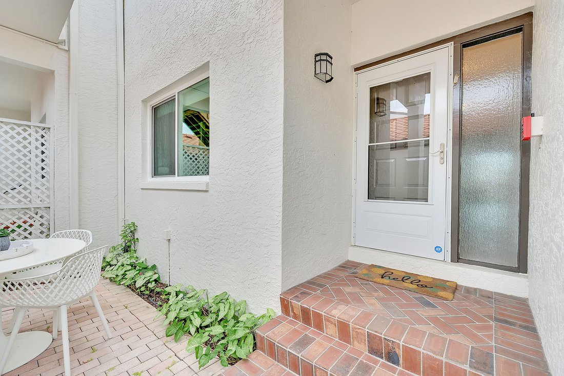 Condo in Sarasota, Florida, United States 4 - 18221600