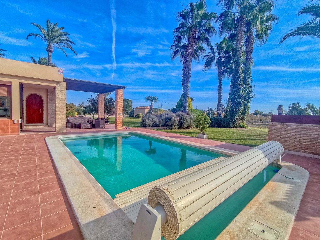 Townhouse in Elx / Elche, Valencian Community, Spain 2 - 17317069