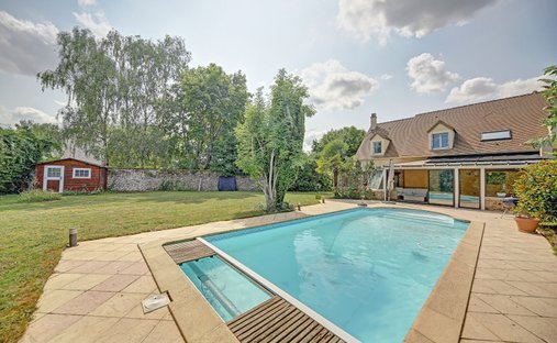 Villa in Centre Ville, Nantes, France 1